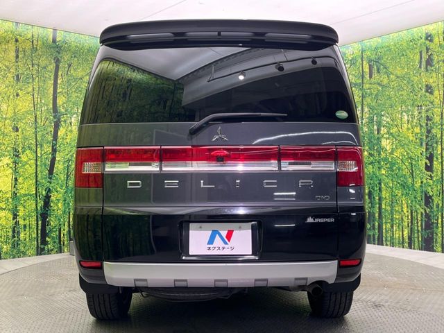 MITSUBISHI DELICA D:5 4WD 2018