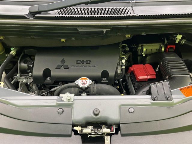 MITSUBISHI DELICA D:5 4WD 2018