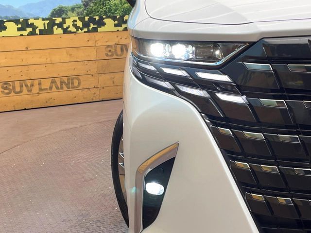 TOYOTA ALPHARD 2024