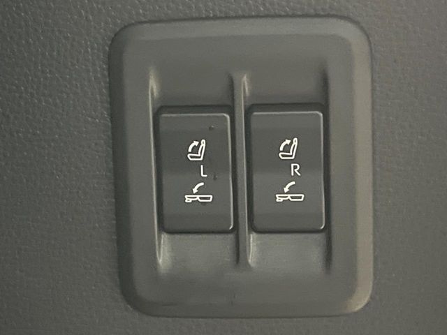 TOYOTA LANDCRUISER 250 2024