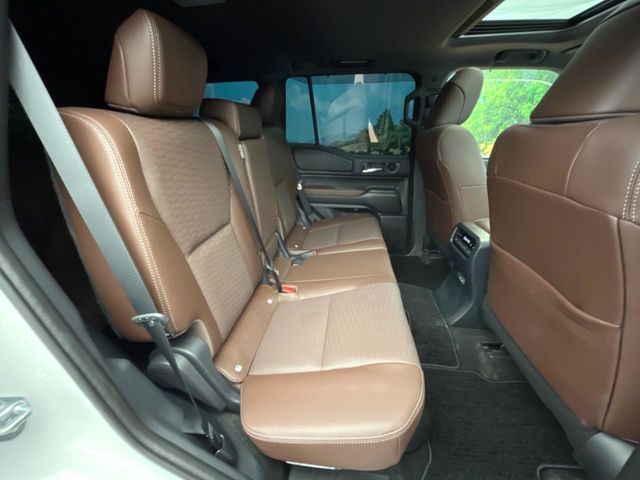 TOYOTA LANDCRUISER 250 2024