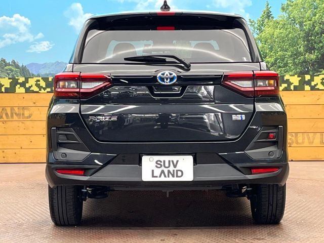 TOYOTA RAIZE HYBRID 2023