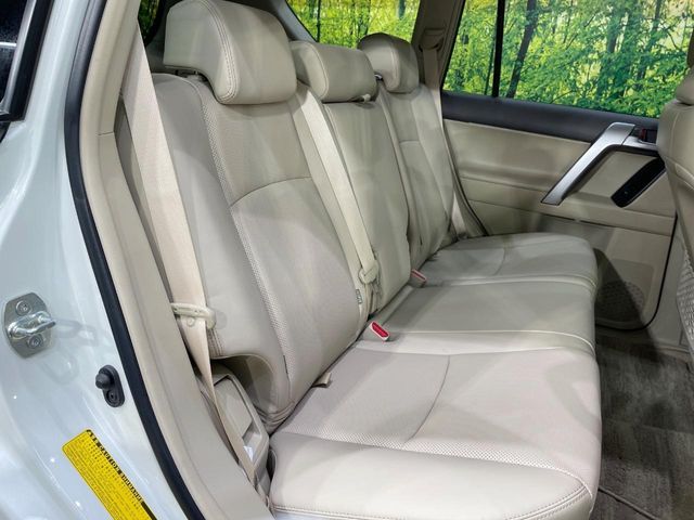 TOYOTA LANDCRUISER PRADO 2022