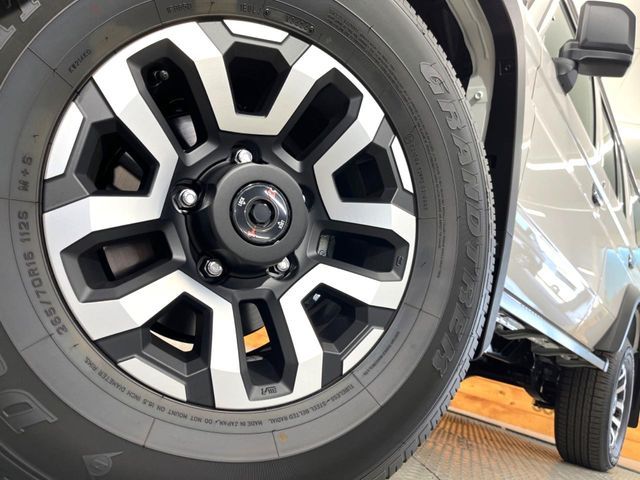 TOYOTA LANDCRUISER 70 2024