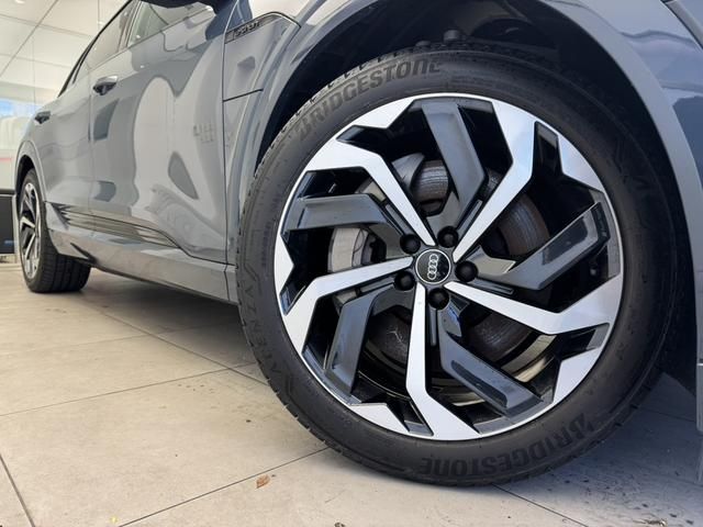 AUDI AUDI Q8 e-tron 2023