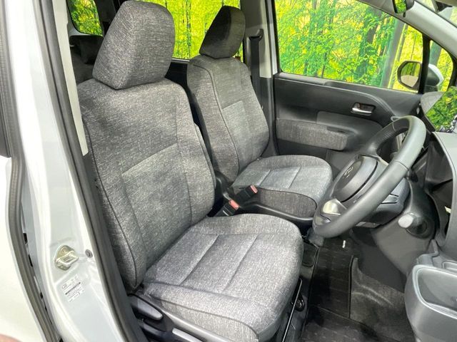 TOYOTA SIENTA HYBRID 2025