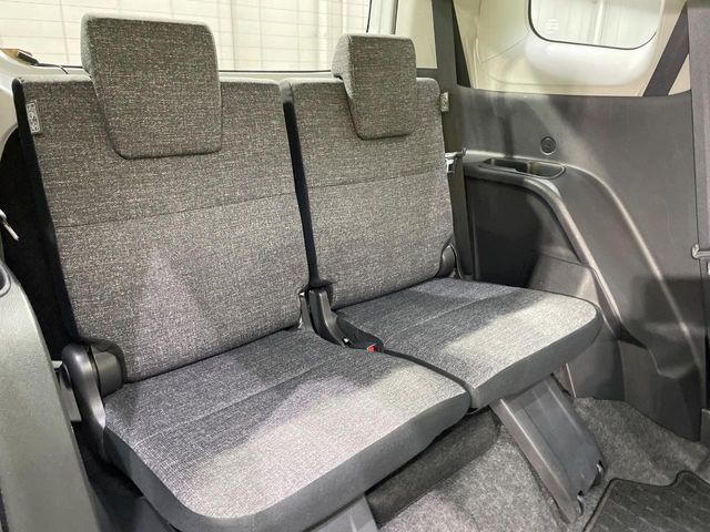 TOYOTA SIENTA HYBRID 2025