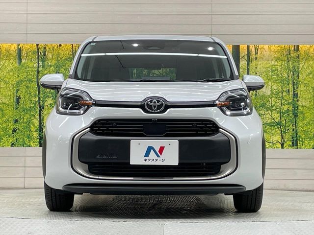 TOYOTA SIENTA HYBRID 2025