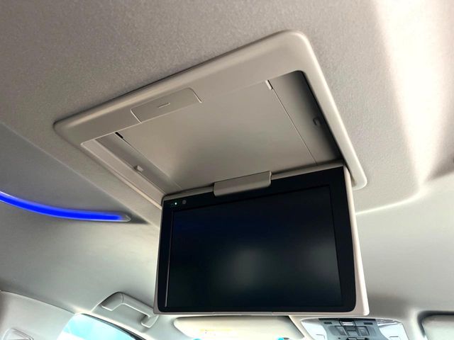 TOYOTA VELLFIRE 2018