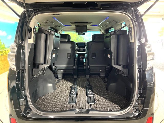 TOYOTA VELLFIRE 2018