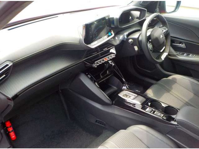 PEUGEOT PEUGEOT e-2008 2025