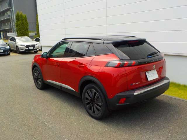 PEUGEOT PEUGEOT e-2008 2025