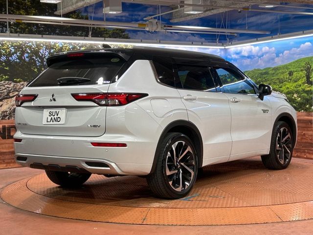 MITSUBISHI OUTLANDER PHEV 2022