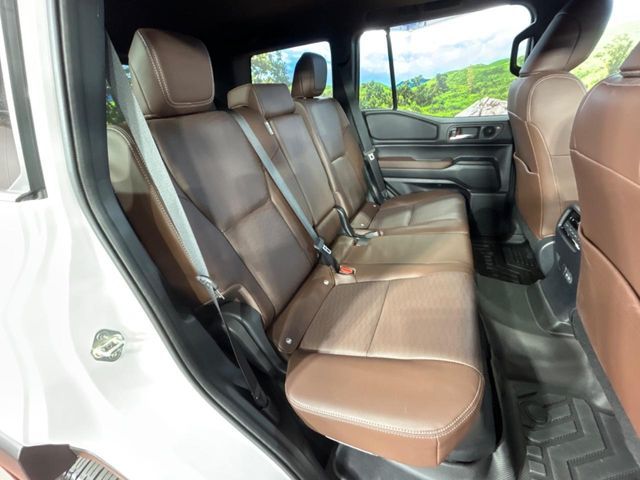 TOYOTA LANDCRUISER 250 2024