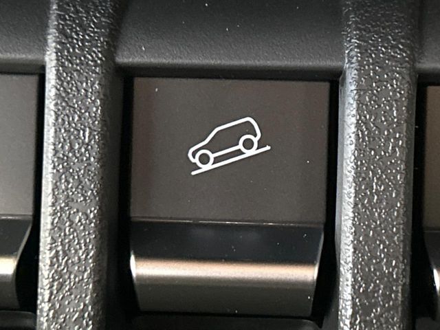 SUZUKI JIMNY 4WD 2025