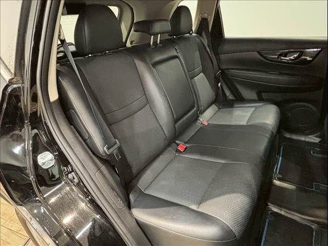 NISSAN X-TRAIL HYBRID 2WD 2017