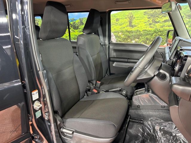 SUZUKI JIMNY NOMADE 2025