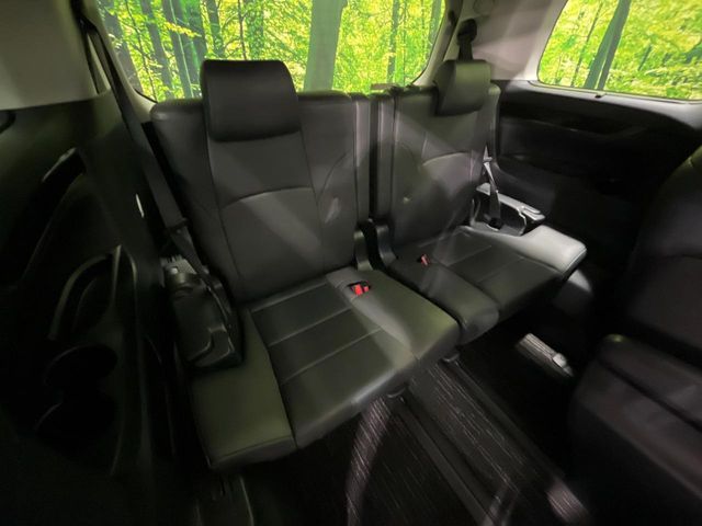 TOYOTA ALPHARD 2016