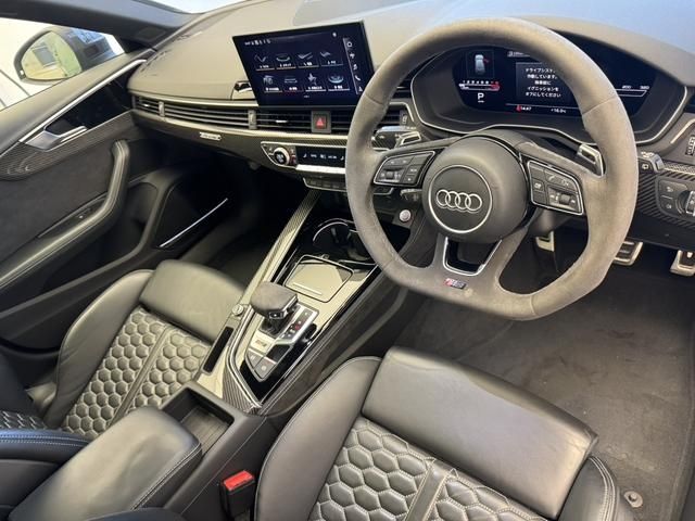 AUDI AUDI RS4 AVANT 2021