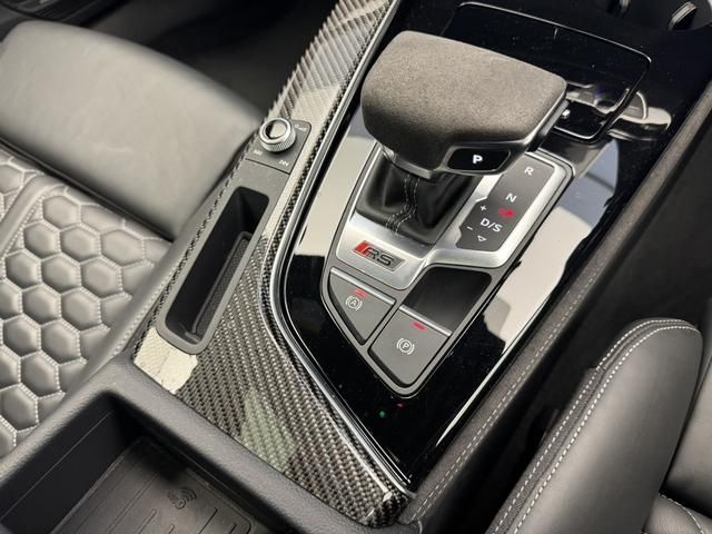 AUDI AUDI RS4 AVANT 2021