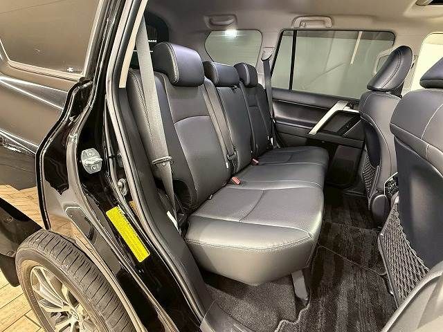 TOYOTA LANDCRUISER PRADO 2020