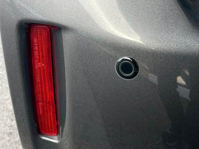 TOYOTA PRIUS Alpha 2012