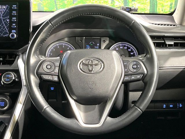 TOYOTA HARRIER 2WD 2022