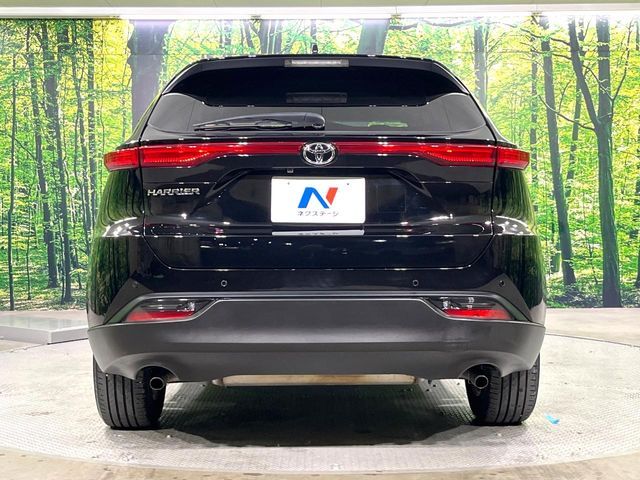 TOYOTA HARRIER 2WD 2022