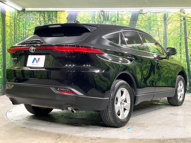 TOYOTA HARRIER 2WD 2022