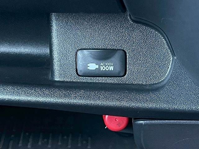 TOYOTA HIACE van 2WD 2023