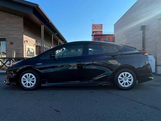TOYOTA PRIUS 2020