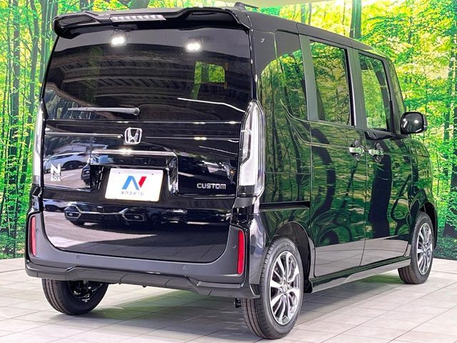 HONDA N BOX CUSTOM 2025