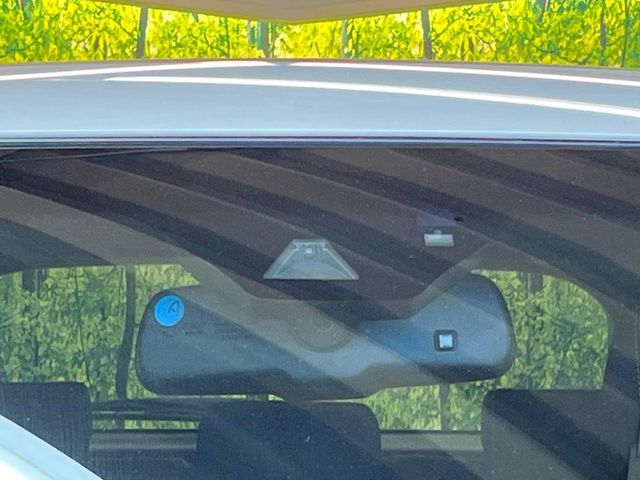 TOYOTA HARRIER HYBRID 2014