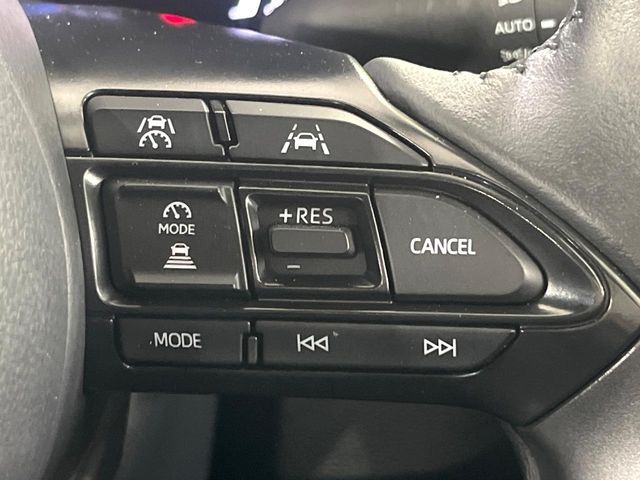 TOYOTA YARIS CROSS 2025