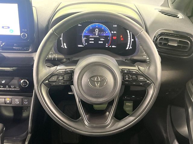 TOYOTA YARIS CROSS 2025