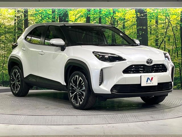 TOYOTA YARIS CROSS 2025