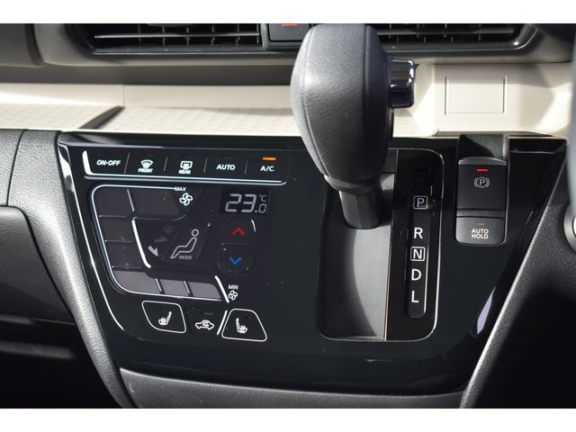 MITSUBISHI DELICA MINI 2023