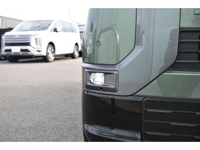 MITSUBISHI DELICA MINI 2023