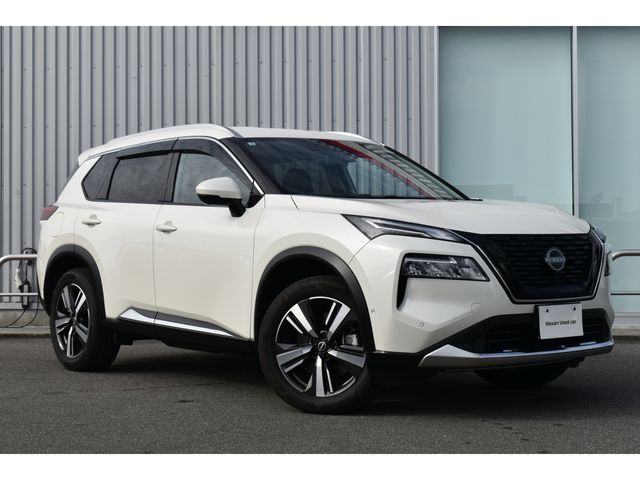 NISSAN X-TRAIL HYBRID 4WD 2025