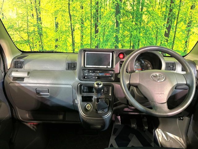 TOYOTA PIXIS van 4WD 2014