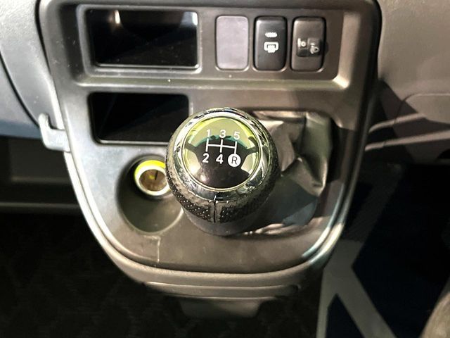 TOYOTA PIXIS van 4WD 2014