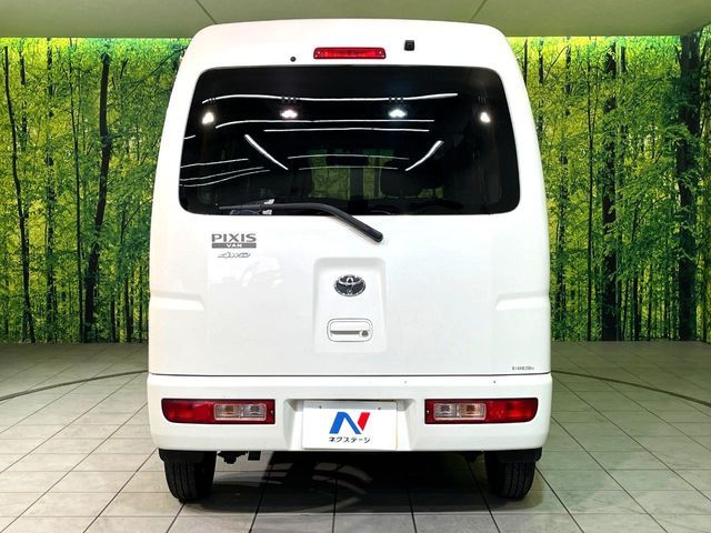 TOYOTA PIXIS van 4WD 2014
