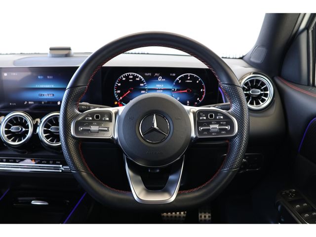 MERCEDES BENZ MERCEDES BENZ GLB 2022