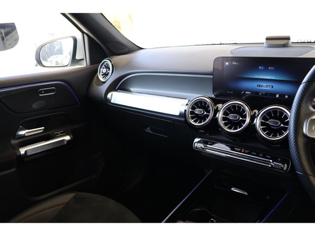 MERCEDES BENZ MERCEDES BENZ GLB 2022