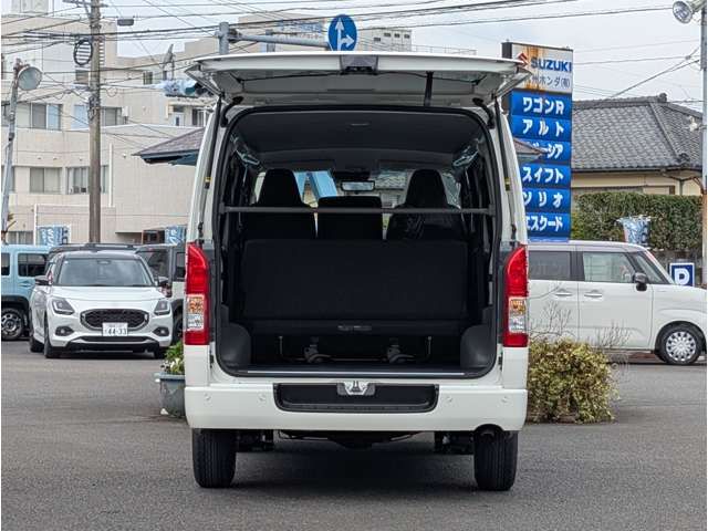 TOYOTA HIACE van 1.25t 2WD 2025