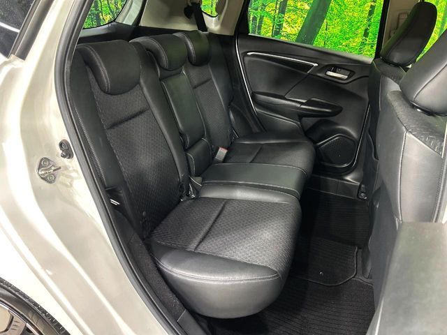 HONDA FIT HYBRID 2015