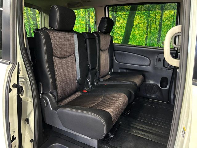 NISSAN SERENA  S-HYBRID 2014