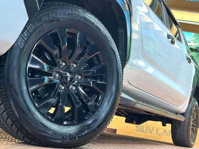 MITSUBISHI TRITON 2024