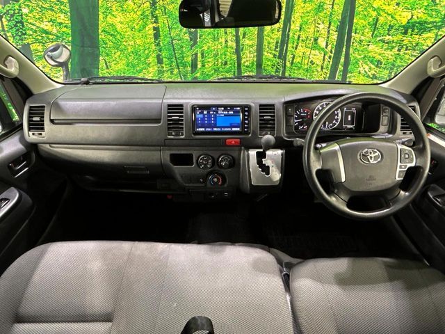 TOYOTA HIACE van 1.2t 2WD 2021
