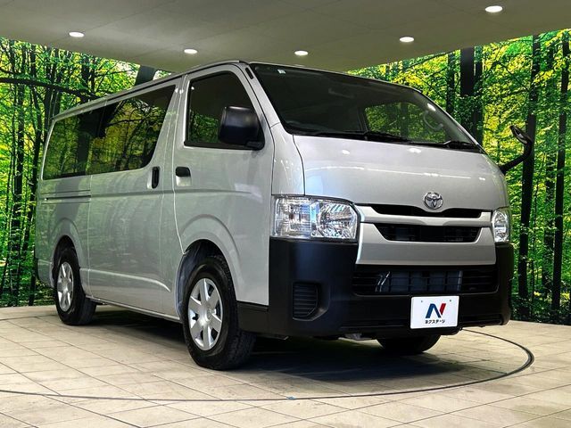 TOYOTA HIACE van 1.2t 2WD 2021